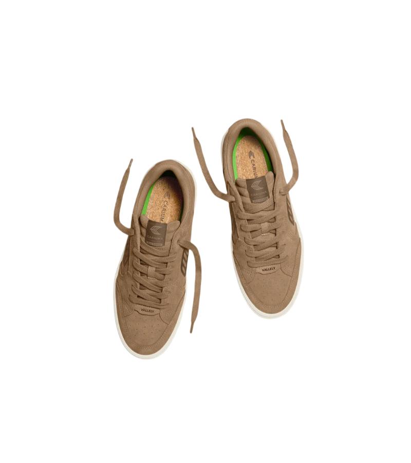 VALLELY Nut Suede Malt Ball Logo Sneaker